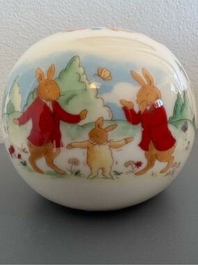 Vintage Royal Doulton Bunnykins Shining Stars Money Ball Coin Bank 2004